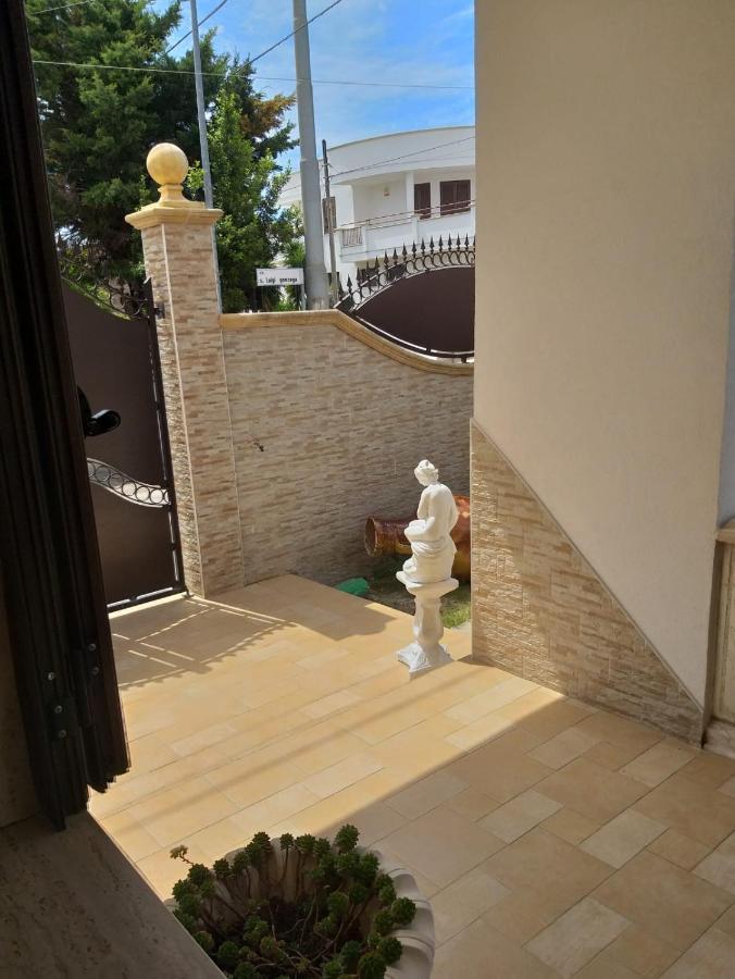 Malvarosa Apartments Porto Cesareo Exteriör bild